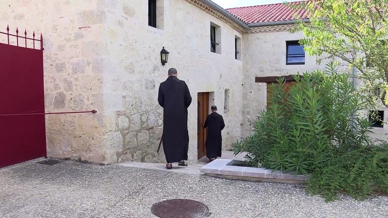 Les sandales des moines bénédictins, ça marche... même au Japon