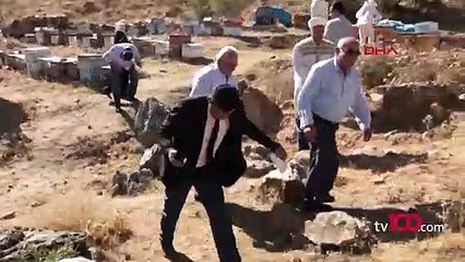 Şükür duasına çıkan bal üreticilerine arılar saldırdı