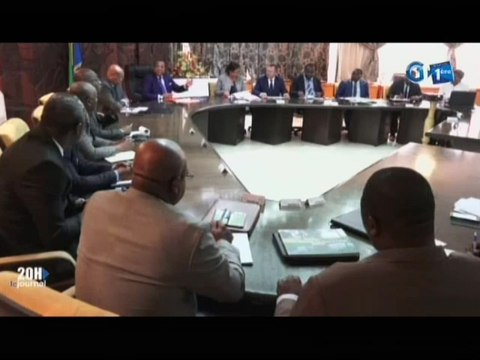 RTG/Reunion de travail du Premier ministre avec les membres du Gouvernement