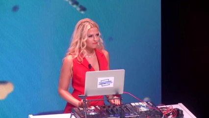 Le blind test complètement ouf de Cyril Hanouna et des chroniqueurs