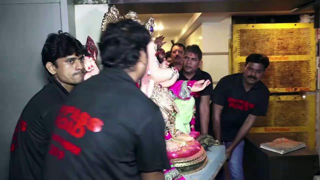 Neil Nitin Mukesh Daughter Nurvi Looks Cute In Pink Lehenga At Ganesh Chaturthi Celebration 2019