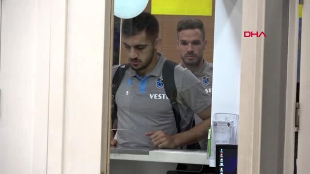 Spor trabzonsporlu taraftarlardan ünal karaman'a destek