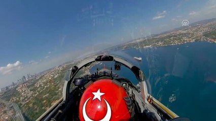Türk Yıldızları'nın İstanbul'u selamlamasına "kokpit içi" bakış (1)