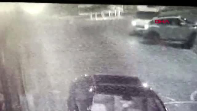 Bartın polisten kaçmaya çalışırken bahçe duvarına çarptı