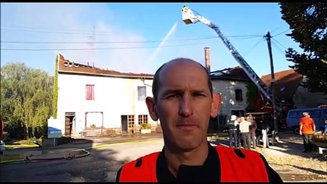 Rennes-sur-Loue (Doubs): un incendie ravage un gîte