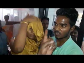 oneside lover attacked on girl with knife