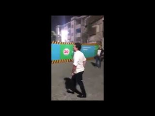 Watch : Sachin Stuns Fans By Joining Them For A Game Of 'Gully' Cricket