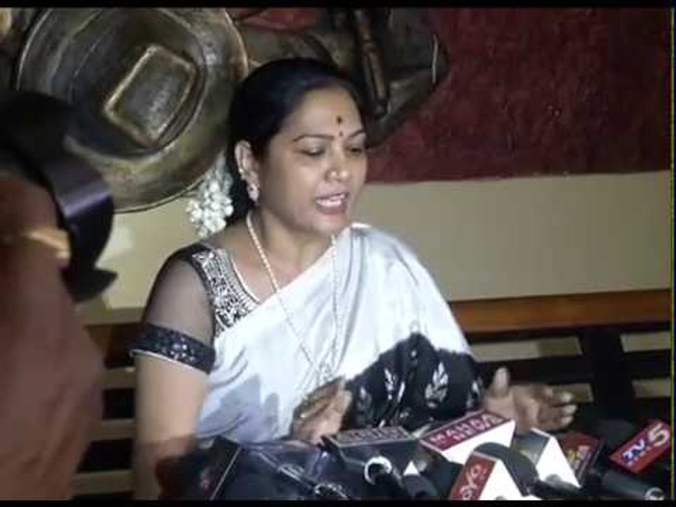 Tollywood Actress Hema Fires On Media | Sri Reddy | Pawan Kalyan | Webdunia Telugu Cinema