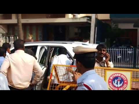 ಸಿಎಂ ಸಿದ್ದರಾಮಯ್ಯ ಭೇಟಿಗೆ ಆಗಮಿಸಿದ ಜಮೀರ್ ಅಹ್ಮದ್ ಖಾನ್