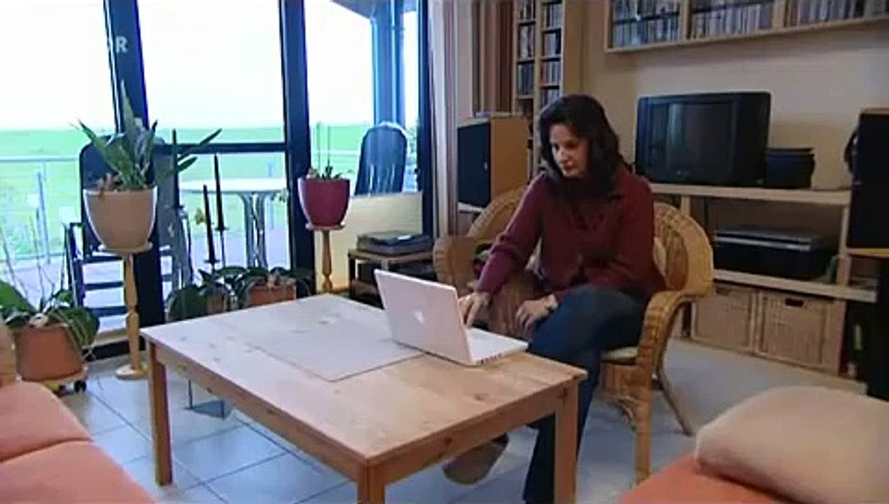 Manuela Schleußner im WDR -  Sex bei Zeugen Jehovas