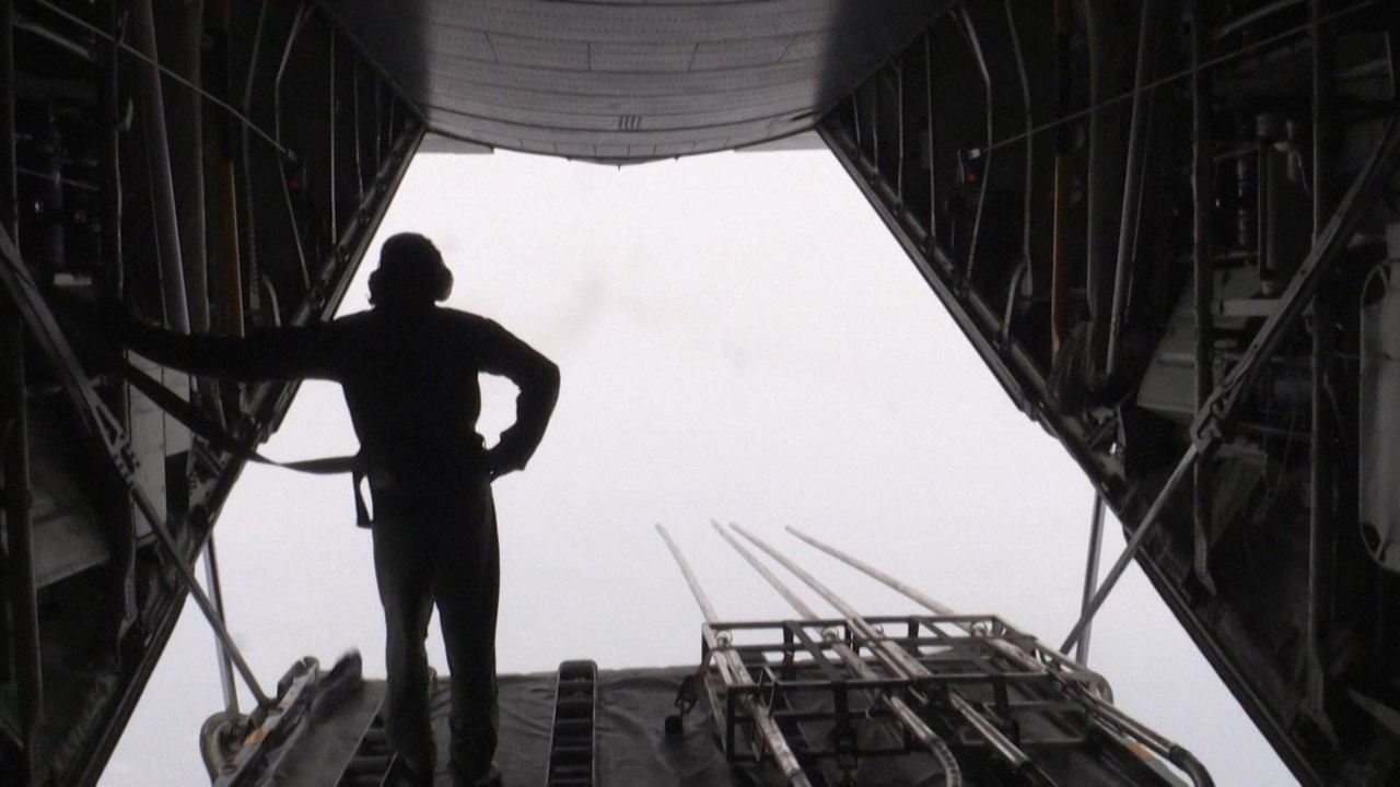 Malaysia cloud seeding to counter haze from Indonesian forest fires