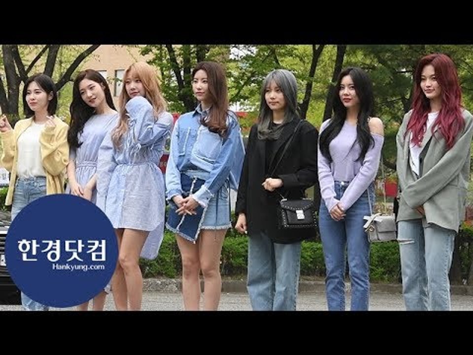 다이아, '7人7色 돋보이는 매력으로 출근길 시선강탈' (뮤직뱅크 출근길)