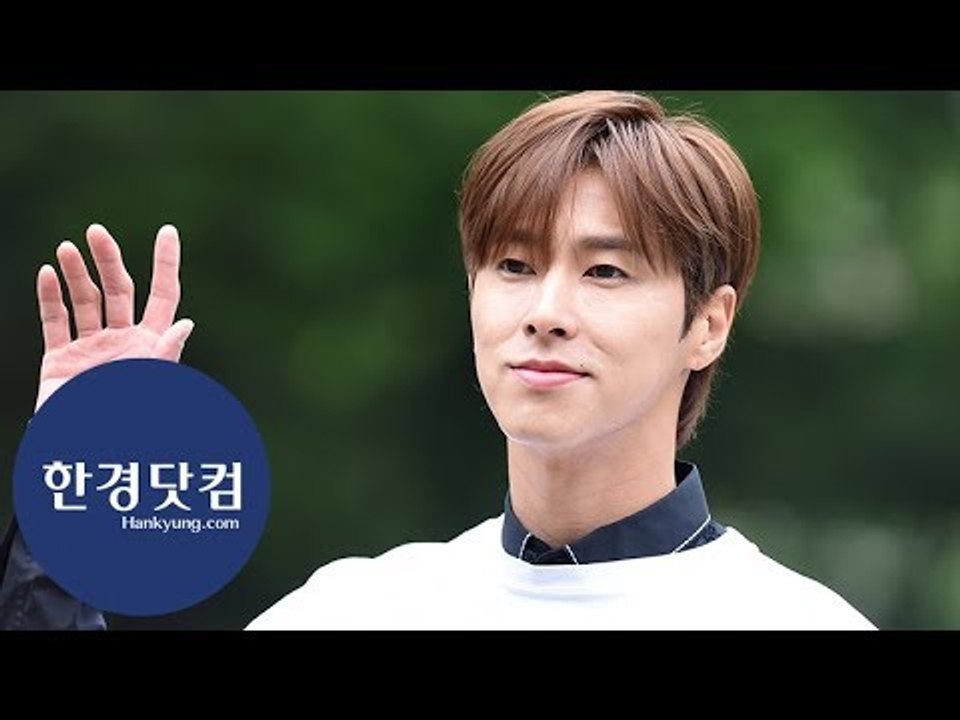 [세로직캠] 동방신기 유노윤호, 감탄을 부르는 멋진 모습…'이 세상 멋짐이 아니야!'