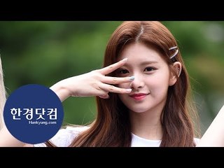 HK직캠｜에버글로우 이런, '한 번 보면 빠져들 수밖에 없는 예쁜 미소~'