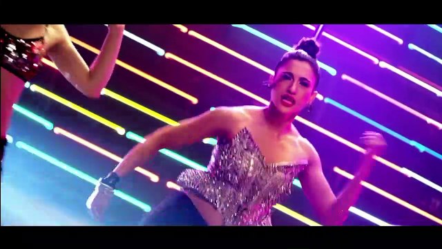 Bollywood film actress and model gauhar khan amazing moves and show in short dress that is too filmy