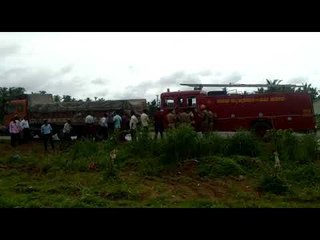 ಚಲಿಸುತ್ತಿದ್ದ ಲಾರಿಯ ಟಯರ್ ಸ್ಫೋಟಗೊಂಡು ಬೆಂಕಿ ಕಾಣಿಸಿಕೊಂಡ ಘಟನೆ