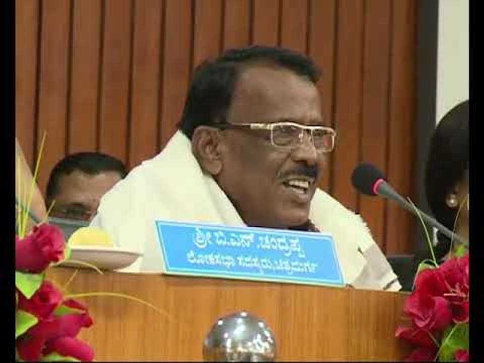 ಮಾದ್ಯಮಗಳಿಗೆ ಅವಮಾನಿಸಿದ ಕಾರ್ಮಿಕ ಸಚಿವ ವೆಂಕಟರಮಣಪ್ಪ