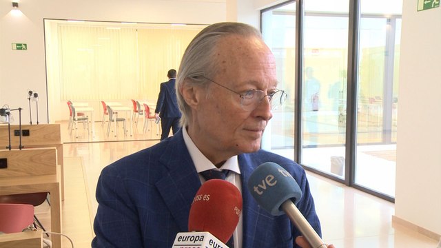 Piqué espera que cuanto antes acabe la inestabilidad política