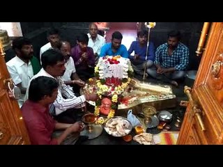 ಸಿದ್ದಗಂಗಾ ಶ್ರೀಗಳು ಚೇತರಿಕೆ ಕಾಣಲಿ ಎಂದು ವಿದ್ಯಾರ್ಥಿಗಳಿಂದ ಪೂಜೆ