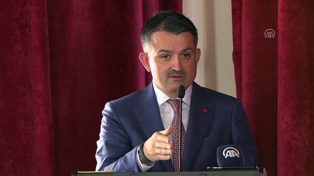 Pakdemirli: 'Türkiye'nin her tarafına hizmet götürmeye çalışıyoruz' - İZMİR