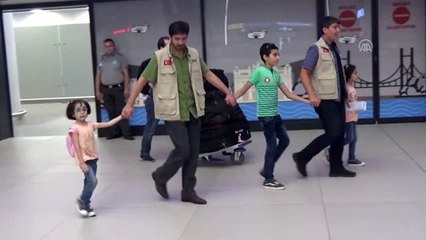 Suriyeli öksüzler, babalarına İstanbul'da kavuştu