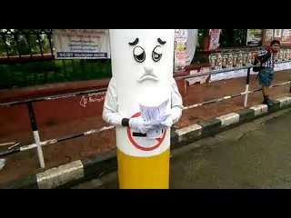 രണ്ട് സിഗരറ്റുകള്‍ വഴിയിലിറങ്ങി നടന്നു, അവരെന്താണ് പറയുന്നത്?!