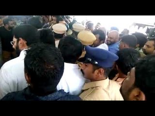 പ്രിയ ബാലുവിന് യാത്രാമൊഴി, പൊട്ടിക്കരഞ്ഞ് ആയിരങ്ങള്‍