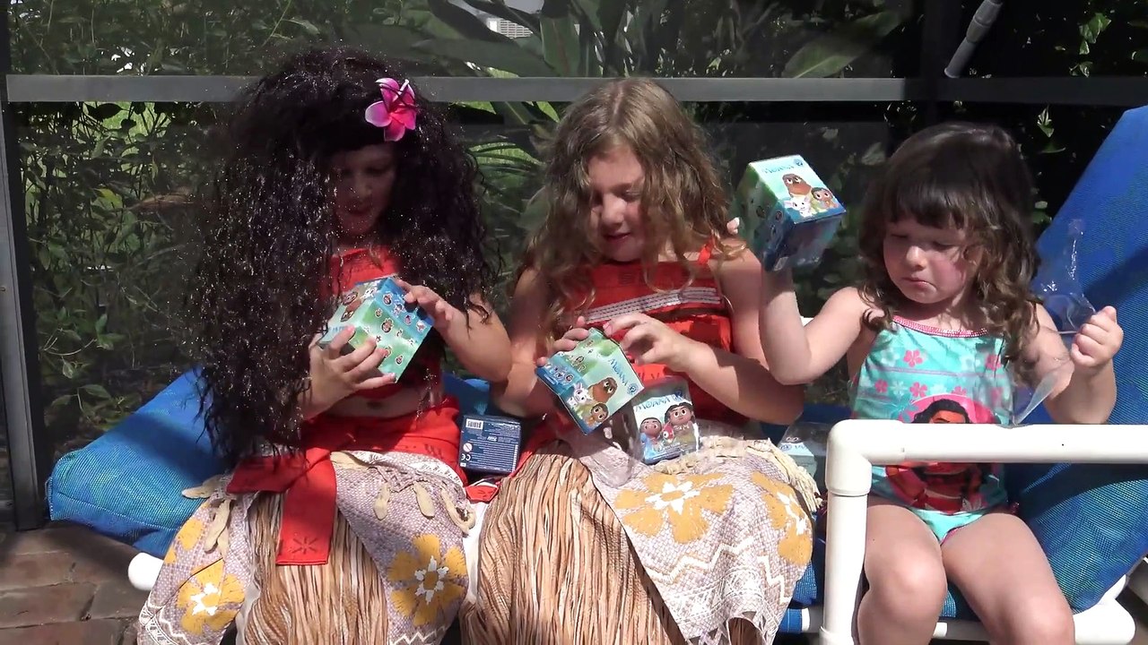 Moana - Apresentando os mini Brinquedos dos Personagens