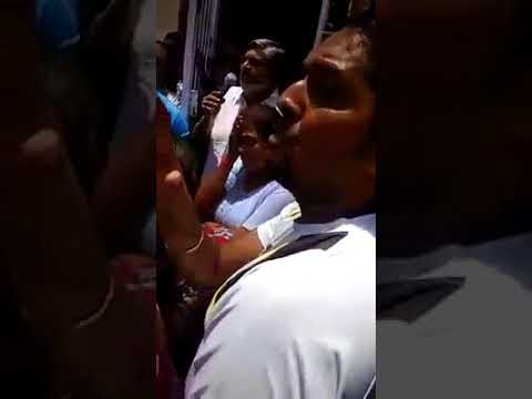 பள்ளி பேருந்தில் சிறுமியிடம் சில்மிஷம்; உதவியாளரை அடித்து உதைத்த பெற்றோர்கள்