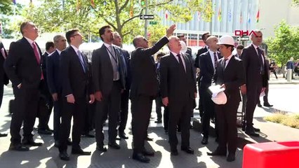 Çavuşoğlu, inşaatı süren türkevi binasında incelemelerde bulundu