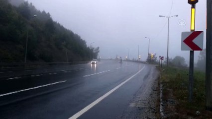 Bolu Dağı'nda sağanak ve sis - DÜZCE