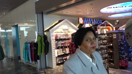 BDMV-69 Aruna & Hari Sharma at Oslo Lufthavn Gardermoen to Baggage reclaim Sep 19, 2019