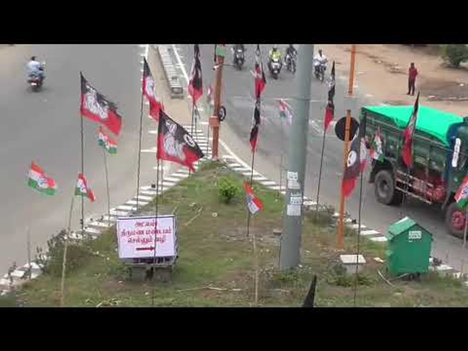 எடப்பாடி, ஓபிஎஸ் வருகை : விதிமுறைகளை மீறி கட் அவுட், பேனர்கள்