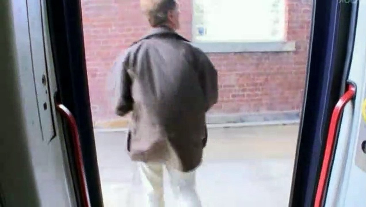 Great British Railway Journeys - S01 - E05 - Filey To Scarborough