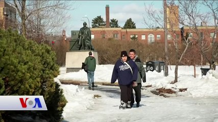 Cumhuriyetçi Parti ve Seçmen Arasında Denge Kurmaya Çalışan Siyasetçi