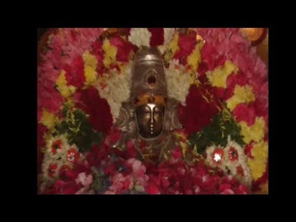 Karur |  Yugathy New Year | கரூரில் பசுபதீஸ்வரா ஐயப்பன் கோவிலில் ஐயப்பனுக்கு புஷ்பாஞ்சலி அலங்காரம்
