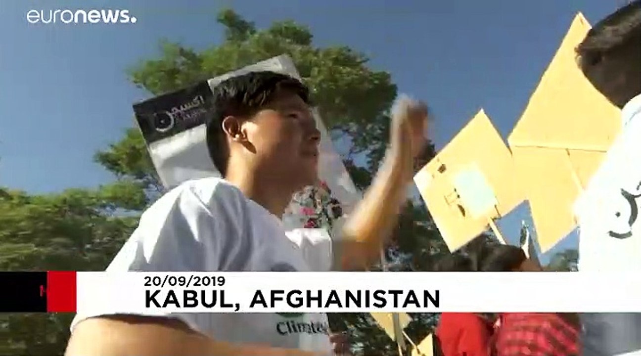 Mit Panzer und Geleitschutz: Klimaproteste in Kabul