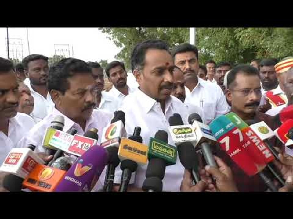 பொதுமக்களை காக்கும் விதமாக, மழைநீர் வடிகால் கால்வாய்