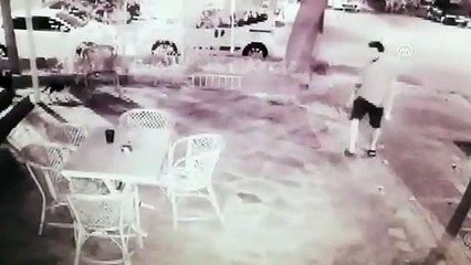 İş yerinin kundaklanma anı güvenlik kamerasında - ANTALYA
