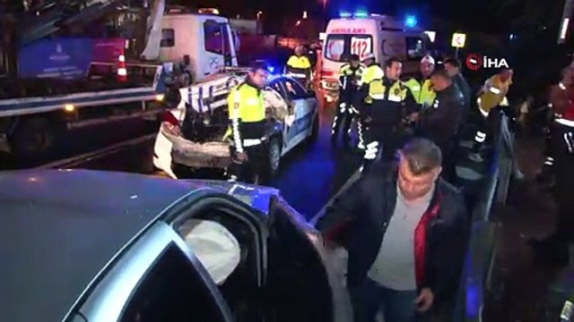 Kaza yerine gelen polis aracına başka bir otomobil çarptı