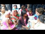 सोनभद्र नरसंहार : प्रियंका ने की पीड़ित परिवारों से मुलाकात