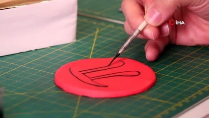 Atanamayan matematik öğretmeni, mesleğini pastalarına yansıtıyor