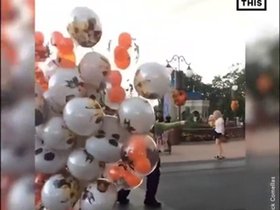 Balon satan adamın rüzgara karşı verdiği amansız mücadele