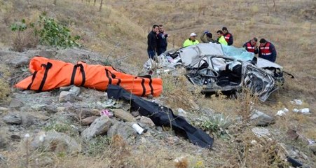 Takla atan otomobil bir aileye felaketi yaşattı: 2'si çocuk, 3 kişi hayatını kaybetti