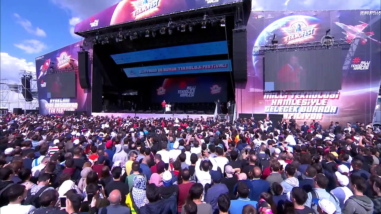 Erdoğan: 'Maruz kaldığımız tüm saldırılara rağmen, hala güçlü bir şekilde ayakta olan bir ekonomimiz var' - İSTANBUL