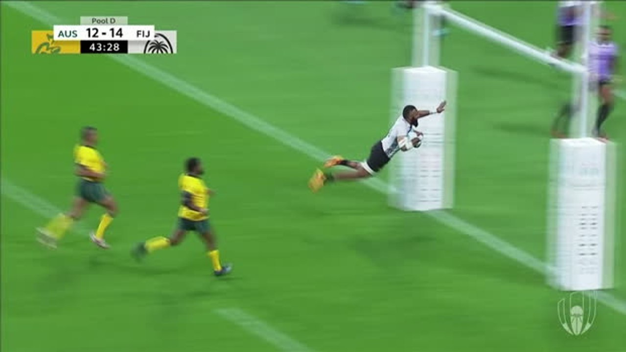 Australia come from behind to beat Fiji
