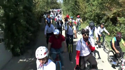 Hareketli yaşam için pedal çevirdiler - VAN