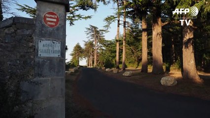 تجربة سريرية غير مرخصة لمرضى باركنسون وألزهايمر في دير فرنسي