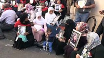Kulp'taki şehit annelerinden, Diyarbakır annelerine destek