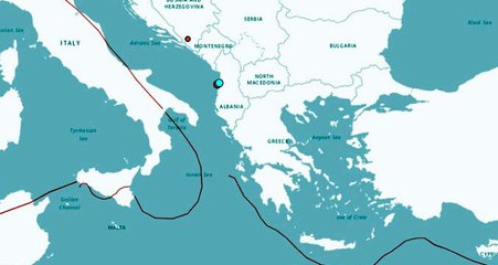 Arnavutluk 11 dakika arayla iki depremle sarsıldı